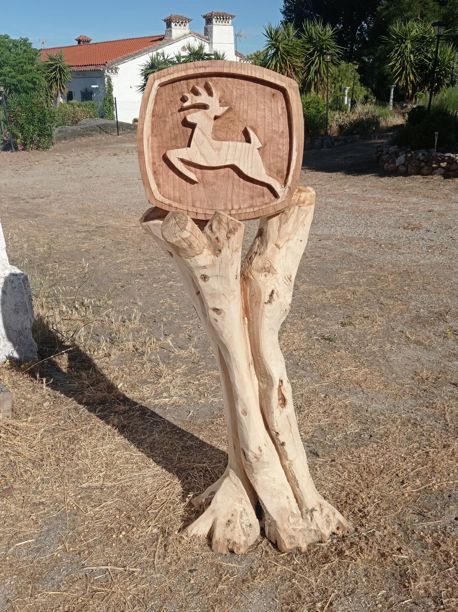 escultura_madera_ciervo